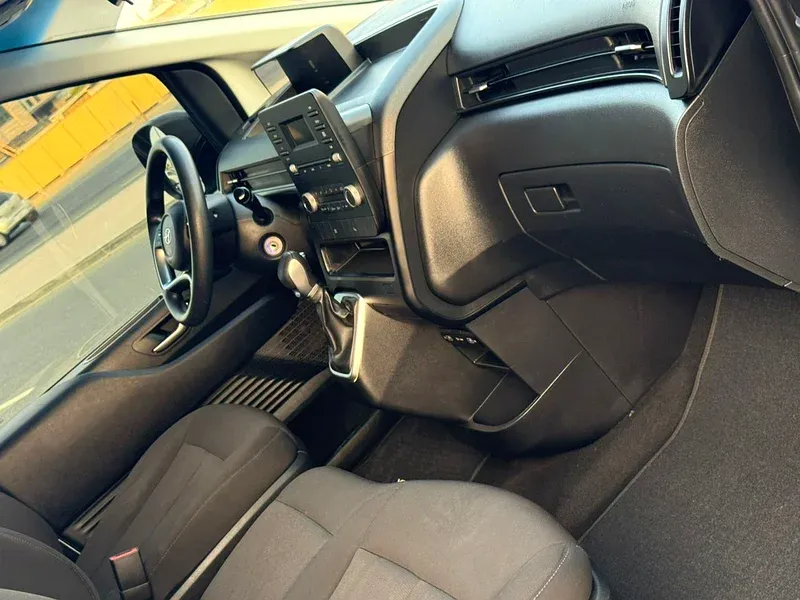 هيونداي ستاريا 2022